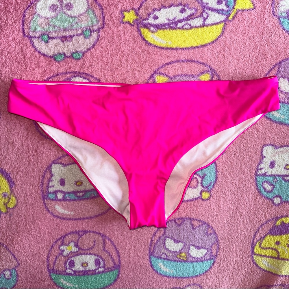 Victoria’s Secret PINK bikini bottoms 👙🔆💕🌴